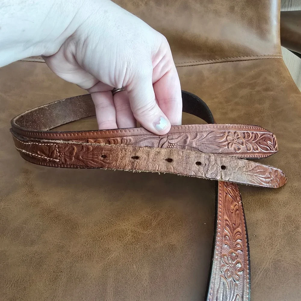 Burton Mens Vtg Brown Floral Tooled Top Grain Cowhide Leather Western Belt 40
